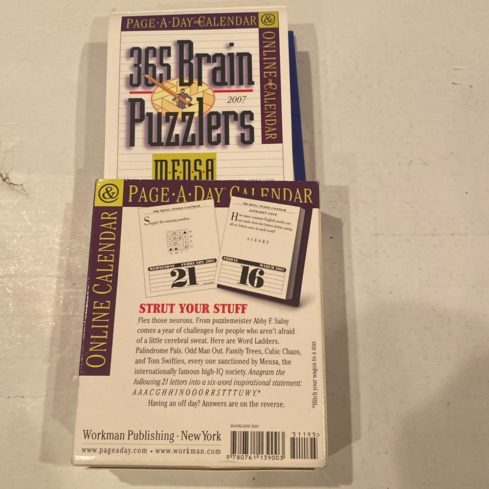 NIB The MENSA 365 Brain Puzzlers Calendar